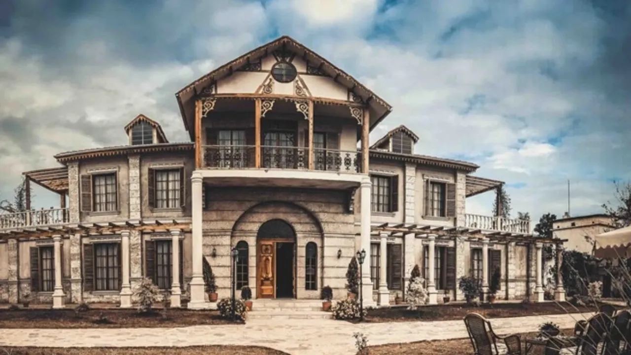 Aladağlar Konağı - Yamanlar Konağı